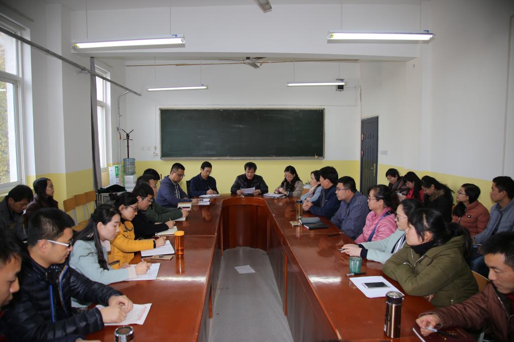 2026世界杯官网党总支召开党员大会选举出席学校第二次党代会代表